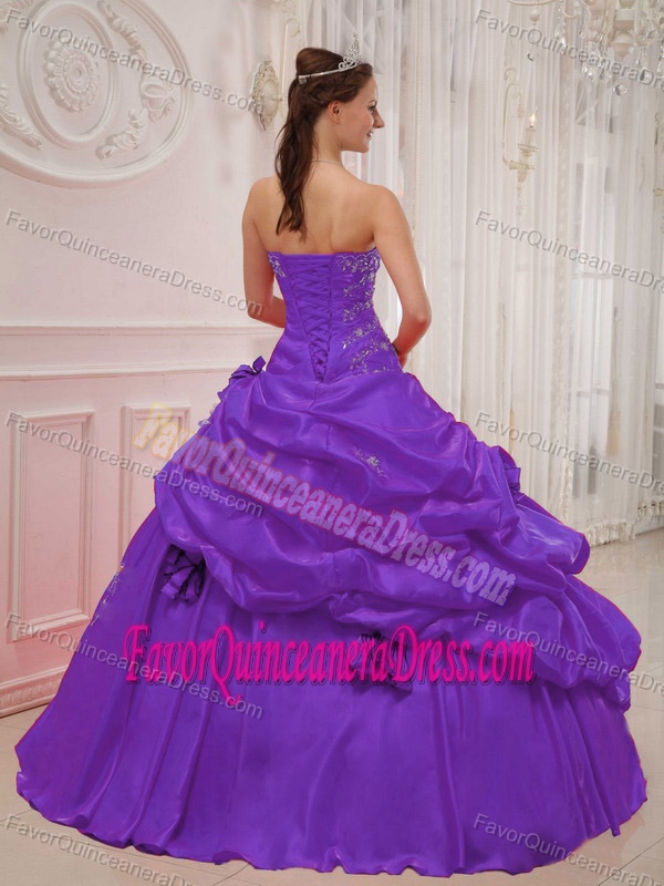 Sweetheart Taffeta Appliqued Purple Quinceanera Dress with Pick Ups