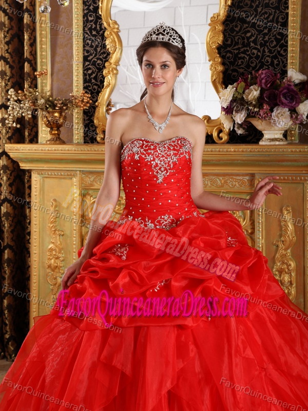 Informal Red Ball Gown Sweetheart Organza Sweet 15 Dresses with Beading