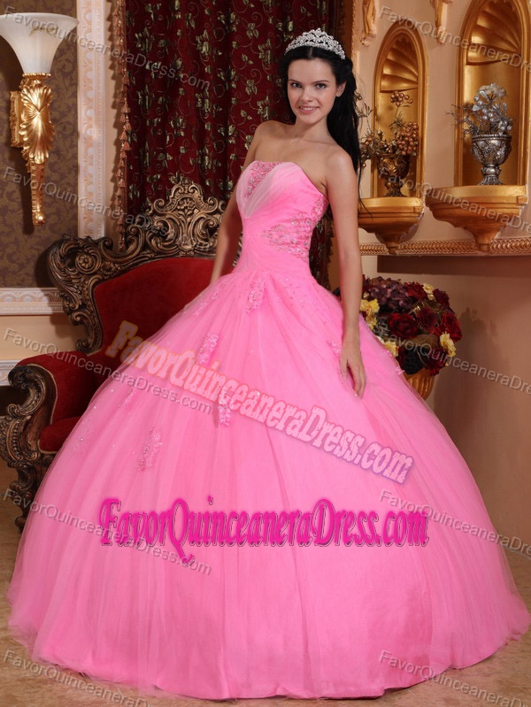 Rose Pink Ball Gown Strapless Beaded Quinceanera Dresses with Appliques