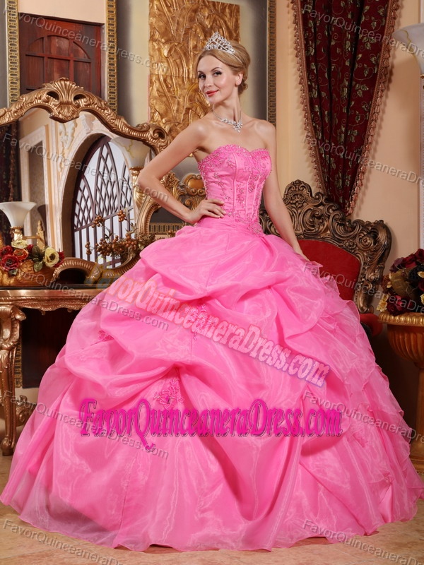 Beautiful Rose Pink Ball Gown Strapless Quinceanera Dresses with Pick-ups