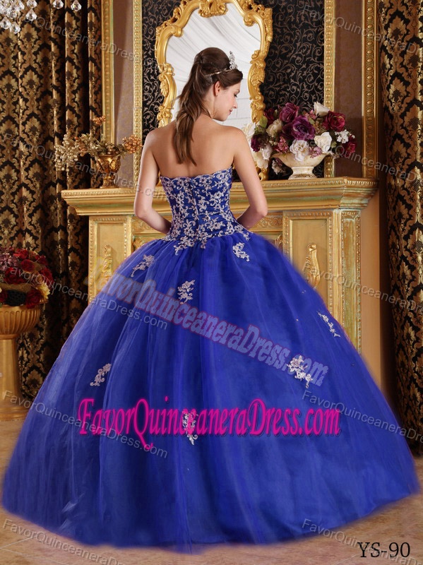 Blue Ball Gown Sweetheart Tulle Quinceanera Dress with Appliques and Beading
