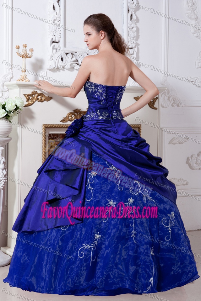 Beautiful Dark Blue Ball Gown Strapless Quinceanera Dresses with Appliques