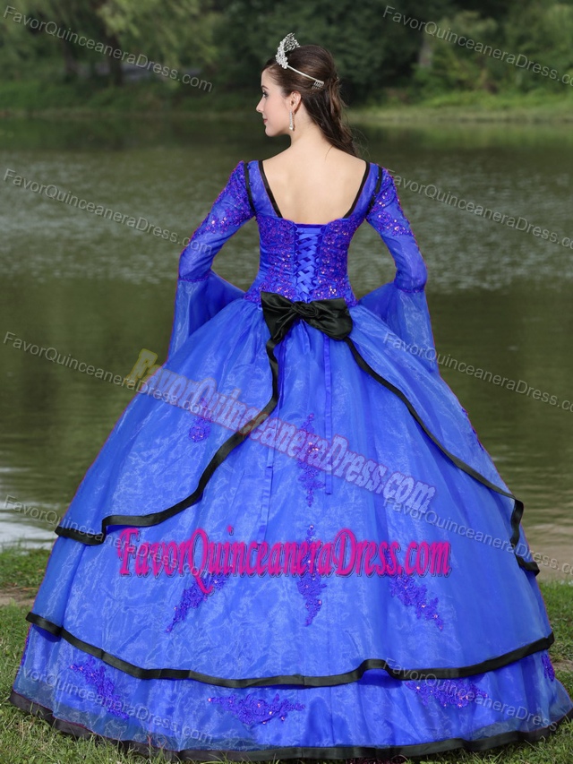 The Most Popular Long Sleeves Appliqued Blue Quince Dresses with V-neck