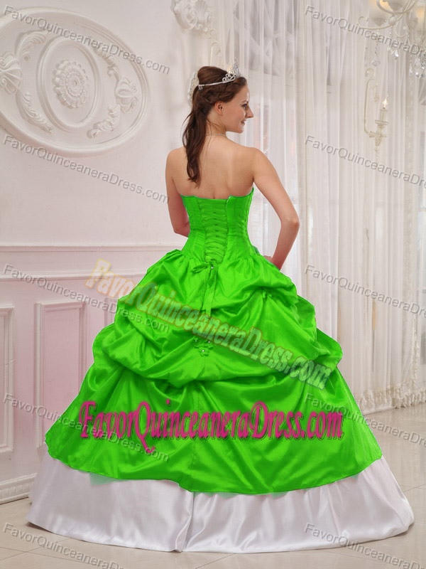 Pretty Pick-ups Taffeta Beads Quinceanera Gown in Spring Green and White