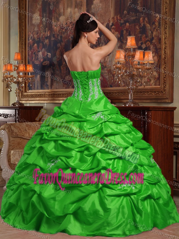 Green Handmade Flower Taffeta Quince Dresses with Appliques and Pick-ups