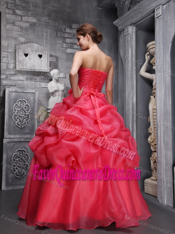 Ruched Sweetheart Floor-length Quinceanera Dress with Pick Ups in Organza