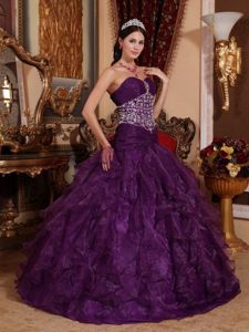 2013 Popular Purple Sweetheart Quinceanera Dress with Beading and Pick-ups